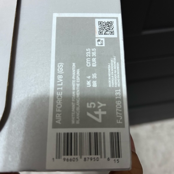 KIDS NIKE AIR FORCES LV8 (GS) White/Mint Foam-White-Phantom - Picture 6 of 6